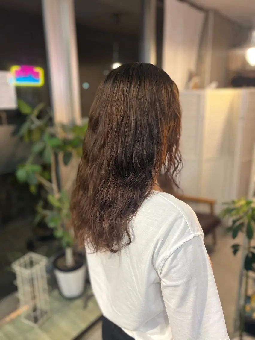 ミディアム カット パーマ Yukino/ 透明カラー🫧のヘアスタイル