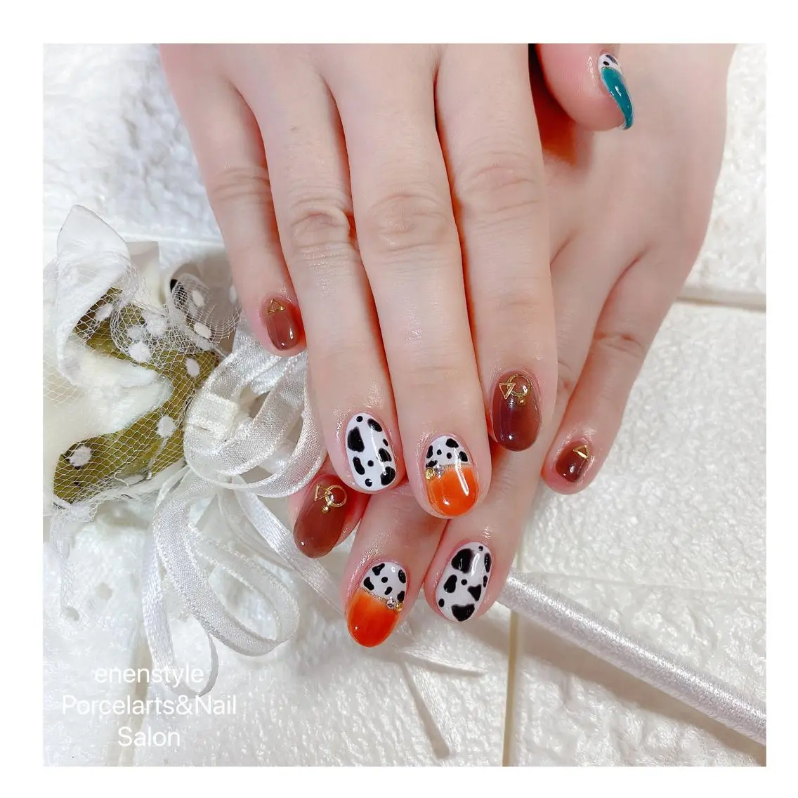 ミディアム ネイル ハンドネイル 🐾enen style 🐾のネイルデザイン