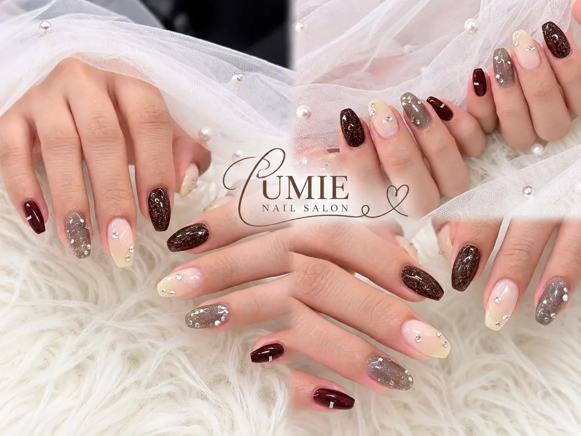 ネイル フットネイル フレンチネイル ジェルネイル ガラスフレンチ マグネットネイル ハンドネイル UMIE NAIL SALONのネイルデザイン
