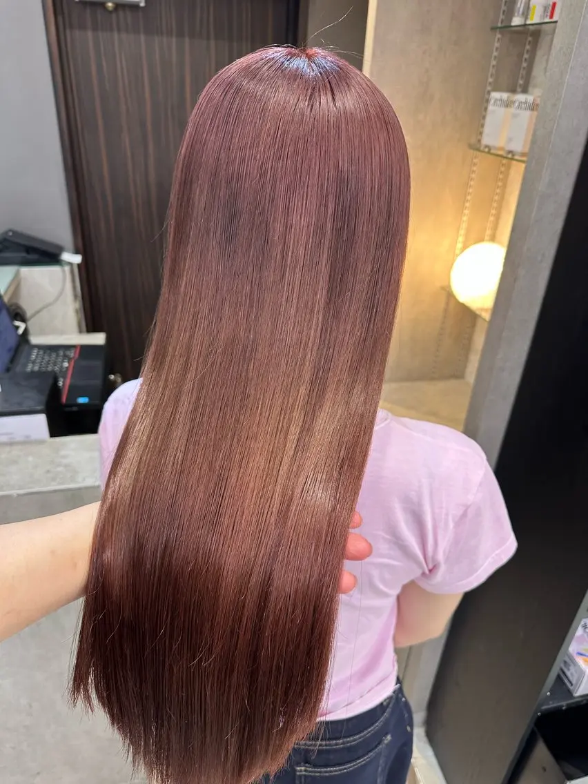 セミロング カラー ベージュカラー ブリーチ ブロンド ケアブリーチ 透明感カラー カット ヘアカラー トリートメント AYAKASA 暖色カラー/レイヤーのヘアスタイル