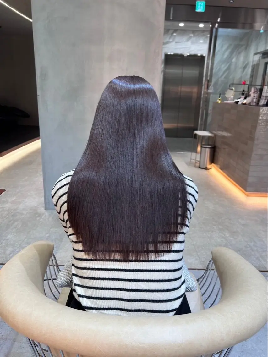 ロング カット 縮毛矯正 トリートメント 縮毛矯正／レイヤー 顔周／艶カラ-／笑璃のヘアスタイル