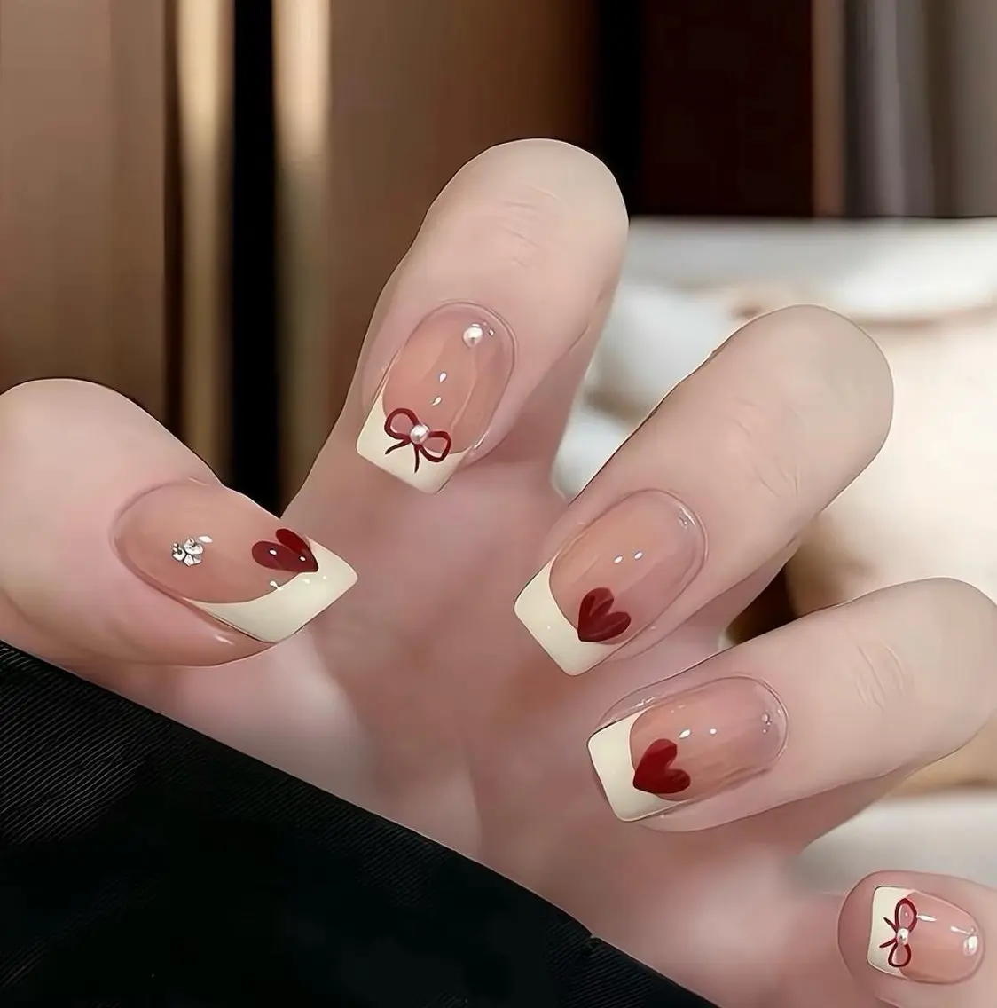 ネイル チークネイル 長さ出し フレンチネイル ガーリー 韓国ネイル sun nail池袋 モデル募集のネイルデザイン