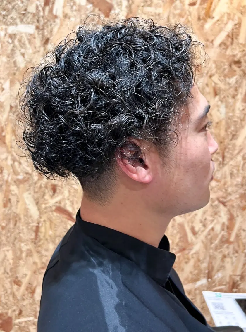 ショート パーマ メンズ 刈り上げ ✨前田 優・2拠点✨ ✨恵比寿・札幌店✨のヘアスタイル