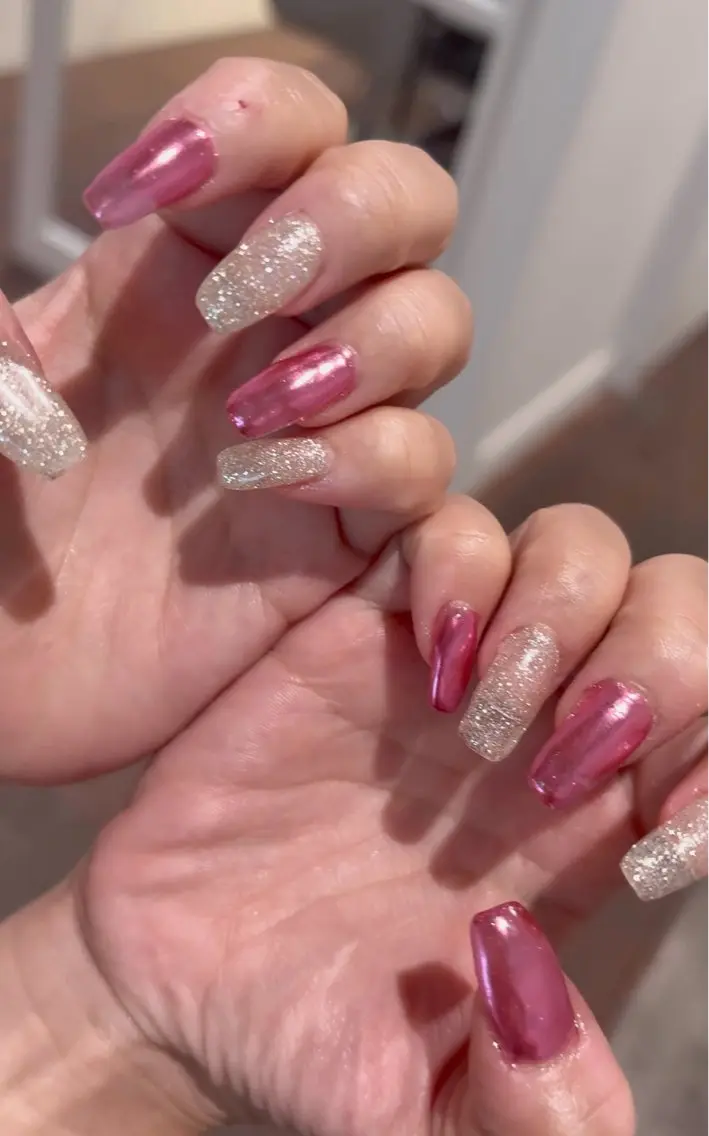ネイル フラッシュネイル ミラーネイル モンタナ nailのネイルデザイン