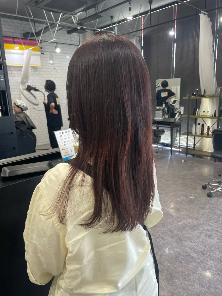 ロング カット 友滝 真菜美のヘアスタイル