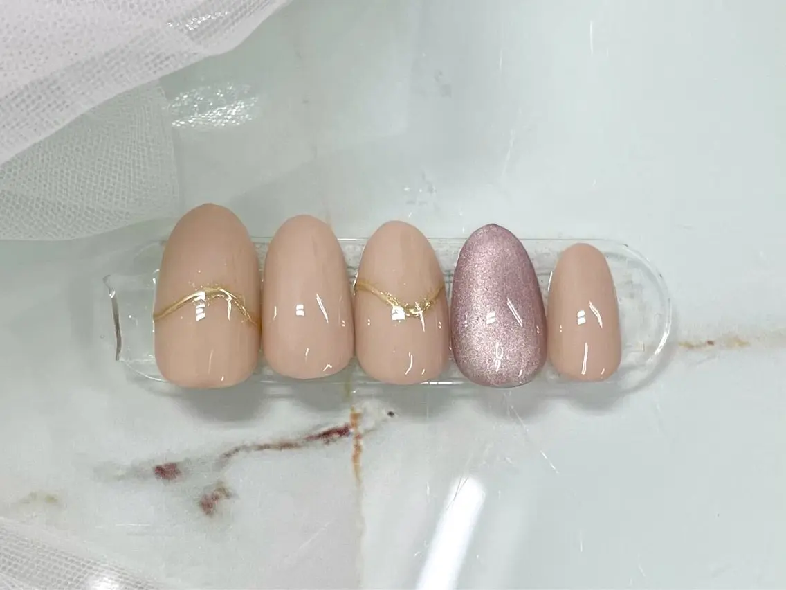 ネイル アートネイル ジェルネイル パラジェル シンプルネイル ワンホンネイル Nail Neige🐈🌙のネイルデザイン
