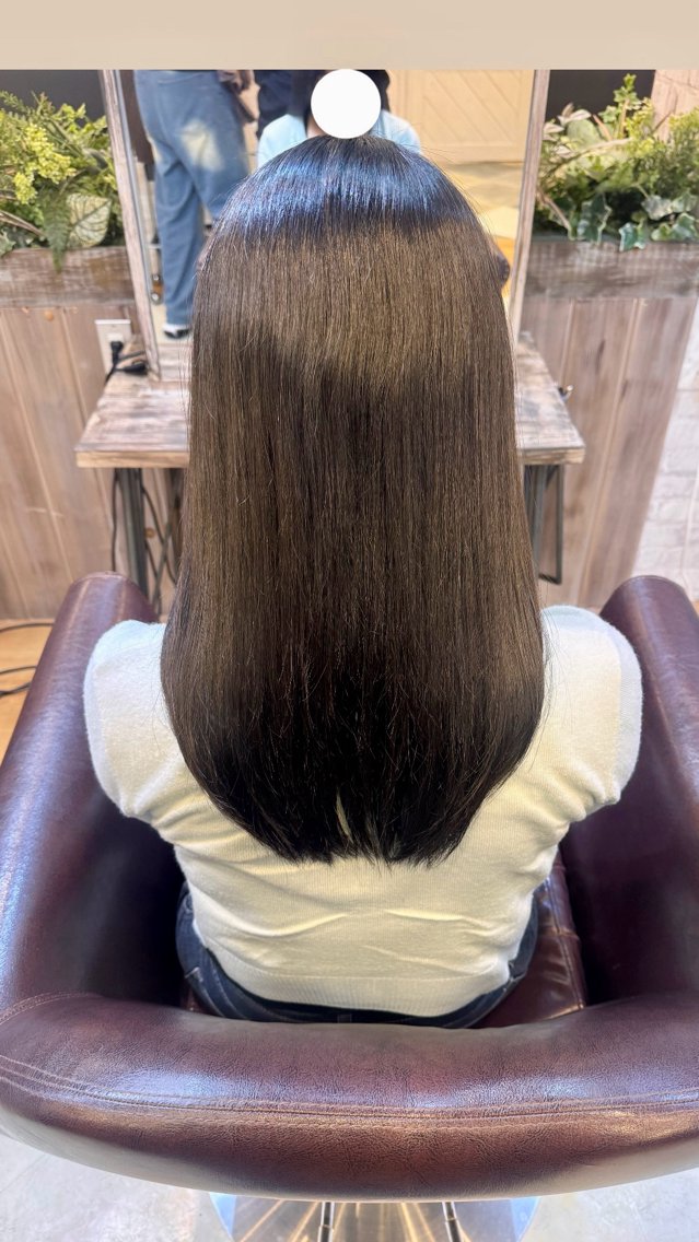 セミロング カット 縮毛矯正 久保田 琉菜のヘアスタイル