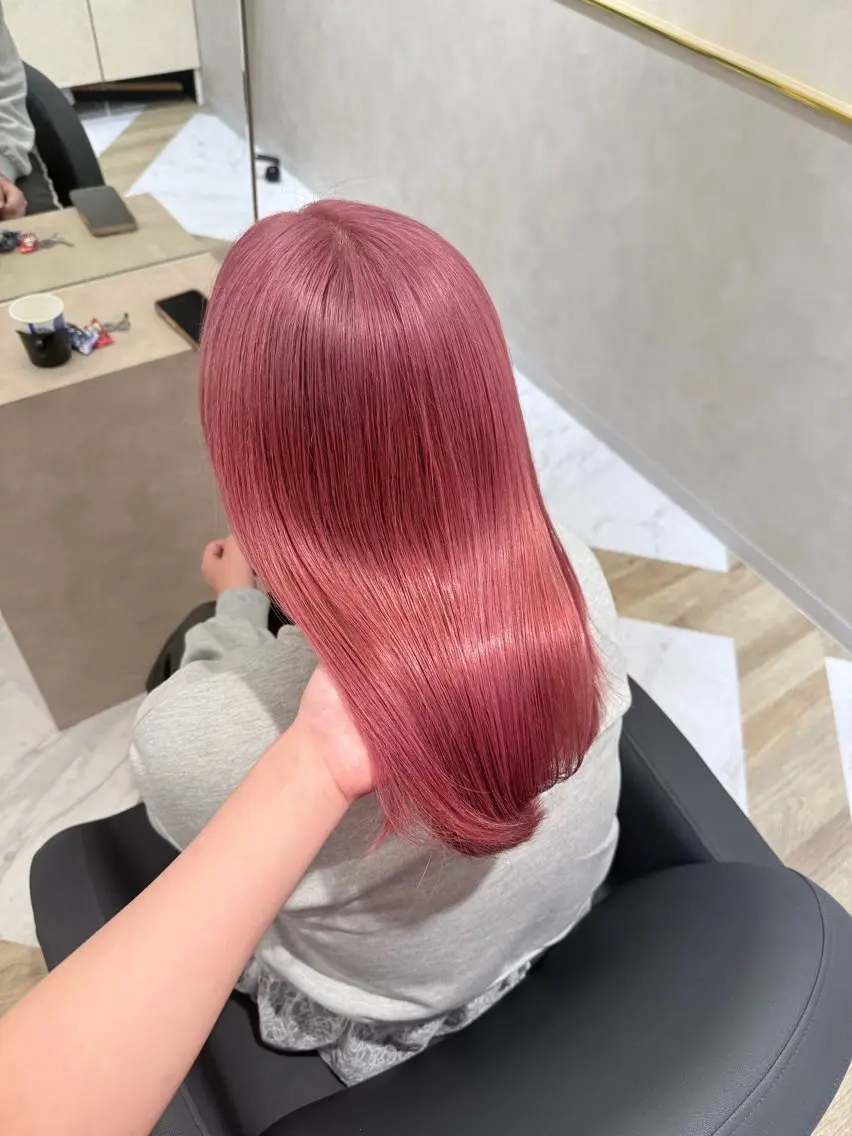 ミディアム EIGHT／ natsukiのヘアスタイル