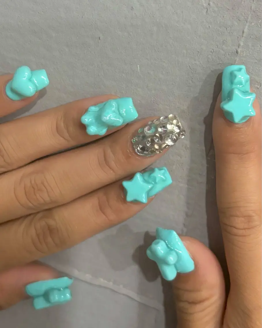 ネイル ハンドネイル 🪐富島彩夏 /海外nail🪐のネイルデザイン
