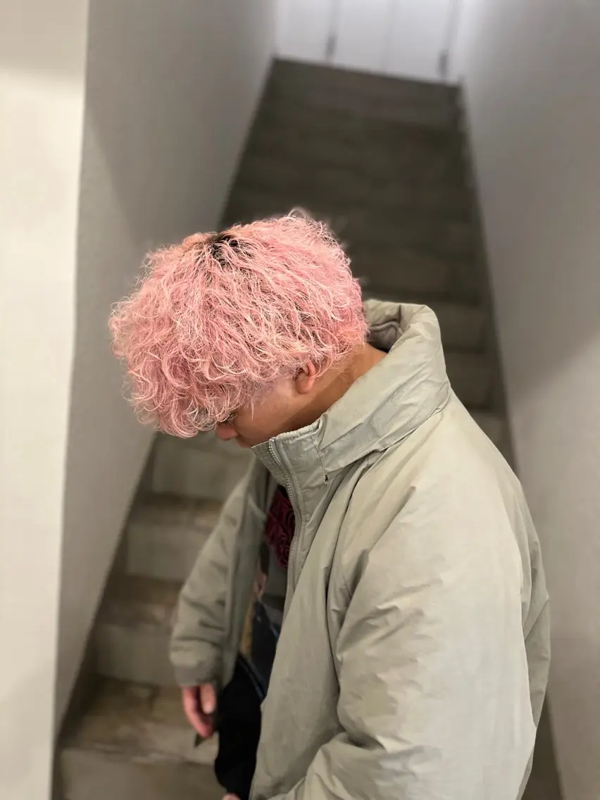 ショート カラー メンズ カット ヘアカラー トリートメント カラー特化美容師 サトウリュウマのヘアスタイル