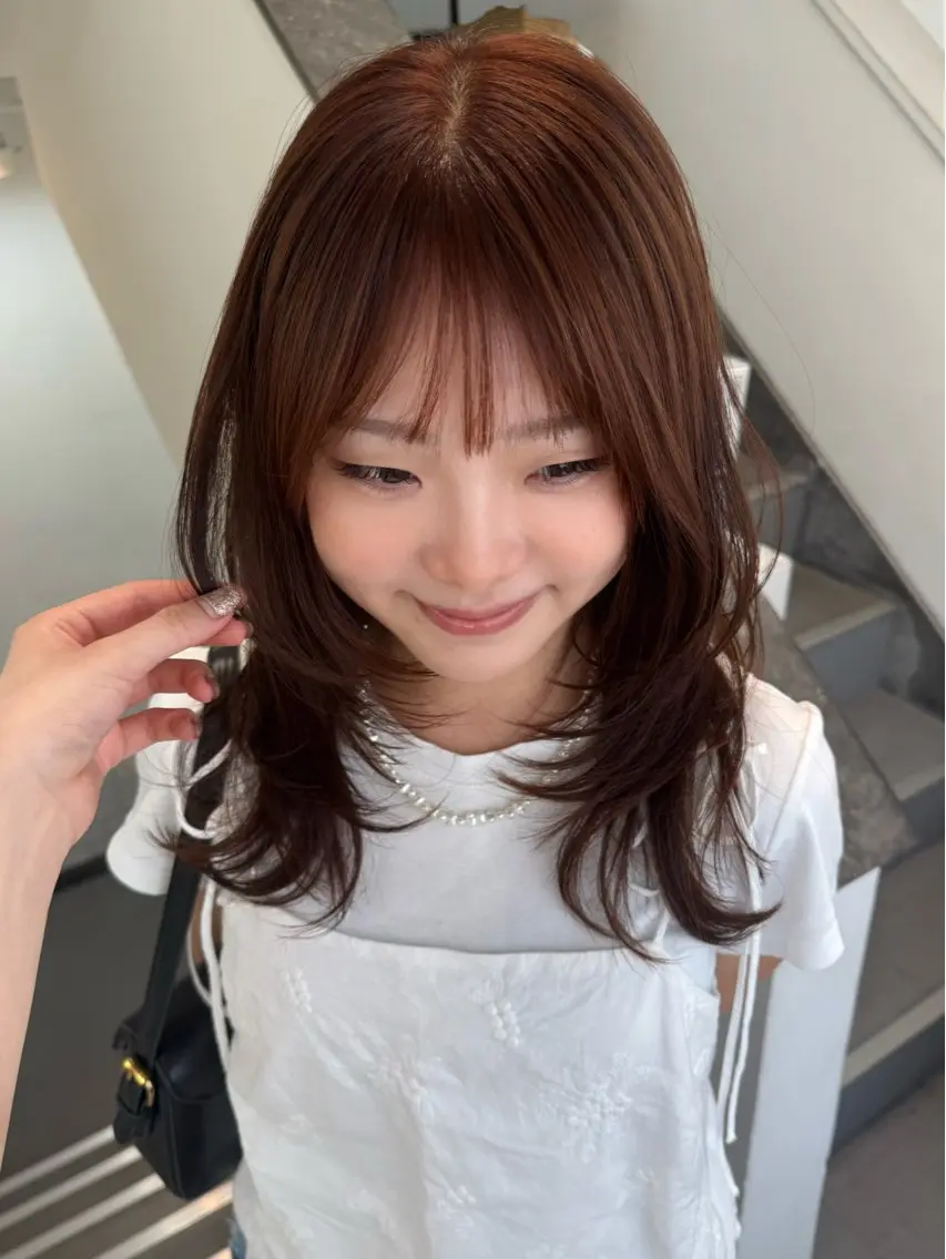 セミロング カラー カット ヘアカラー トリートメント shiro.kobe 森彩華のヘアスタイル
