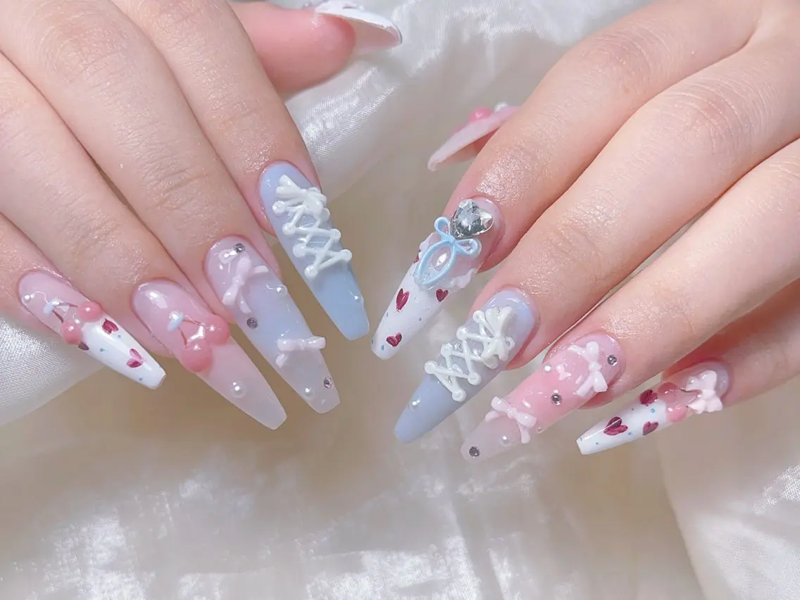 ネイル 🎀ネイルサロン エクラYUI🎀のネイルデザイン