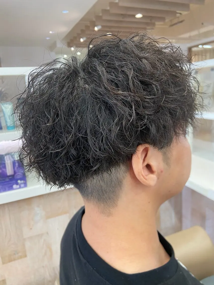パーマ ツイストスパイラルパーマ スパイラルパーマ メンズ特化/堺/ MOEKAのヘアスタイル