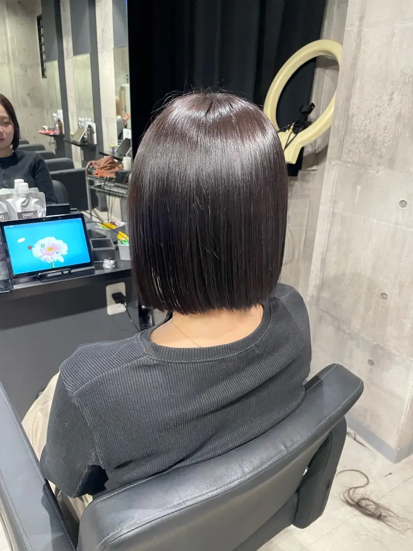 ショート ボブ トリートメント カット ヘアカラー _WHITE 佐伯 碧のヘアスタイル