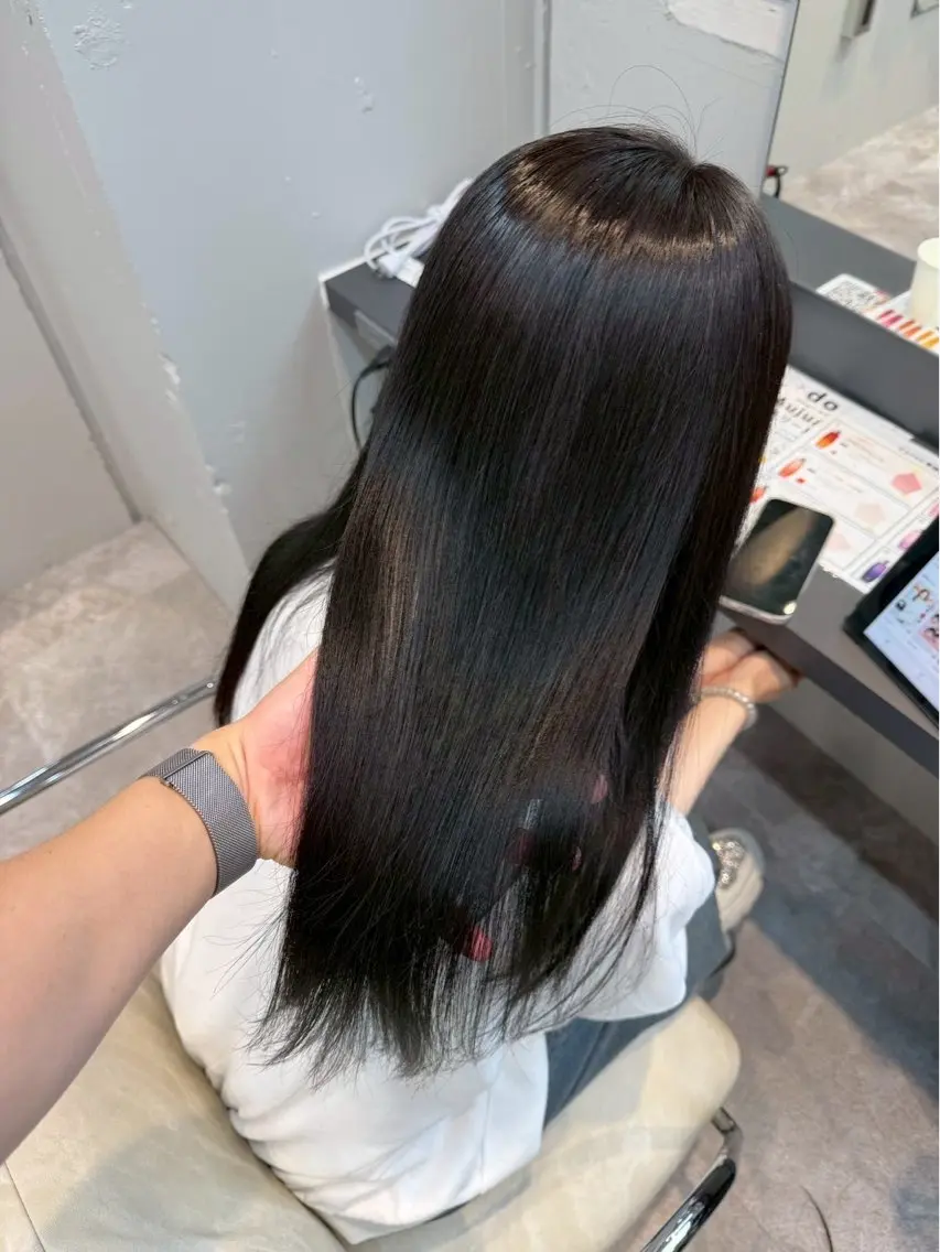 ロング カラー 透明感カラー🩵 ワンホンカラー/えりのヘアスタイル