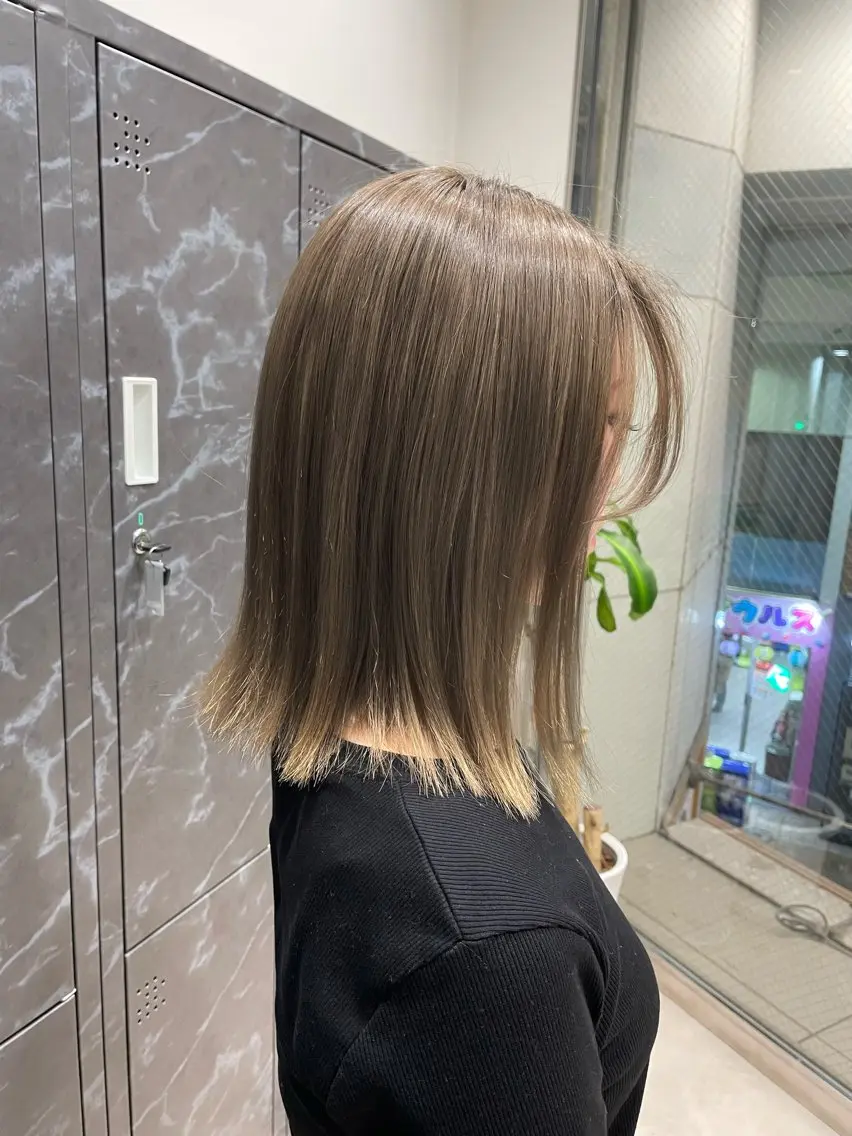 ミディアム カラー ベージュカラー ブリーチ ヘーゼル ヘアカラー トリートメント 🪿透明感/艶カラー ﾜﾀﾅﾍﾞｱｵｲのヘアスタイル