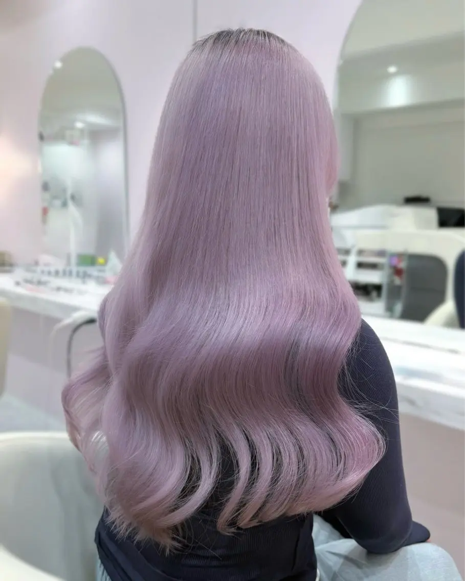 ロング カラー ブリーチ 透明感カラー ハイトーンカラー ヘアカラー ハイトーンカラー💞 くるみ🎀のヘアスタイル