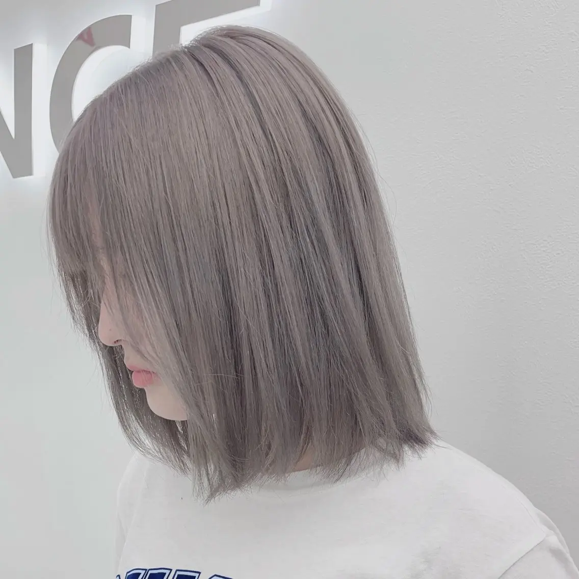 ショート カラー ヘアアレンジ 縮毛矯正🤍 ボブ/ HIKARIのヘアスタイル