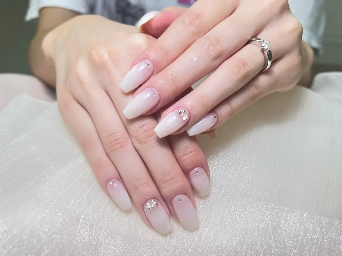 ネイル ハンドネイル ハンドケア PIPPY NAILSのネイルデザイン