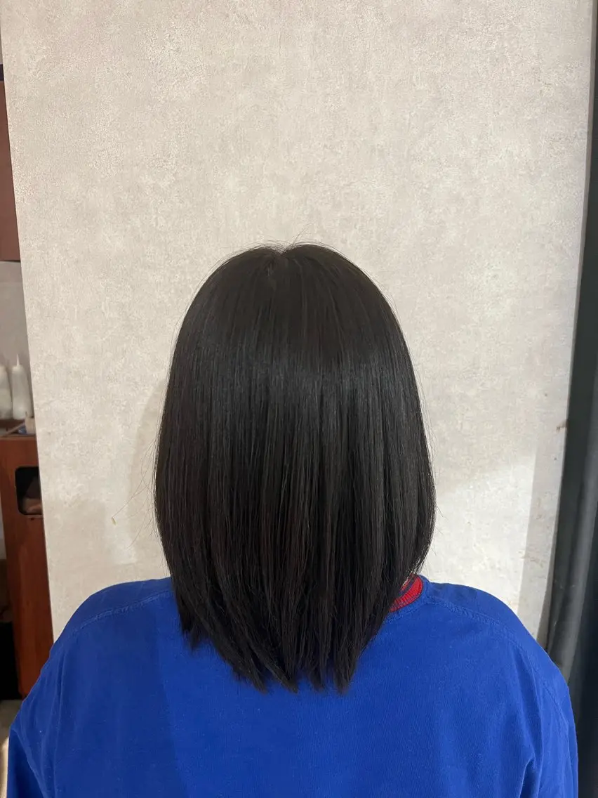 カラー 黒髪 ナチュラルブラック 山口 彩乃のヘアスタイル