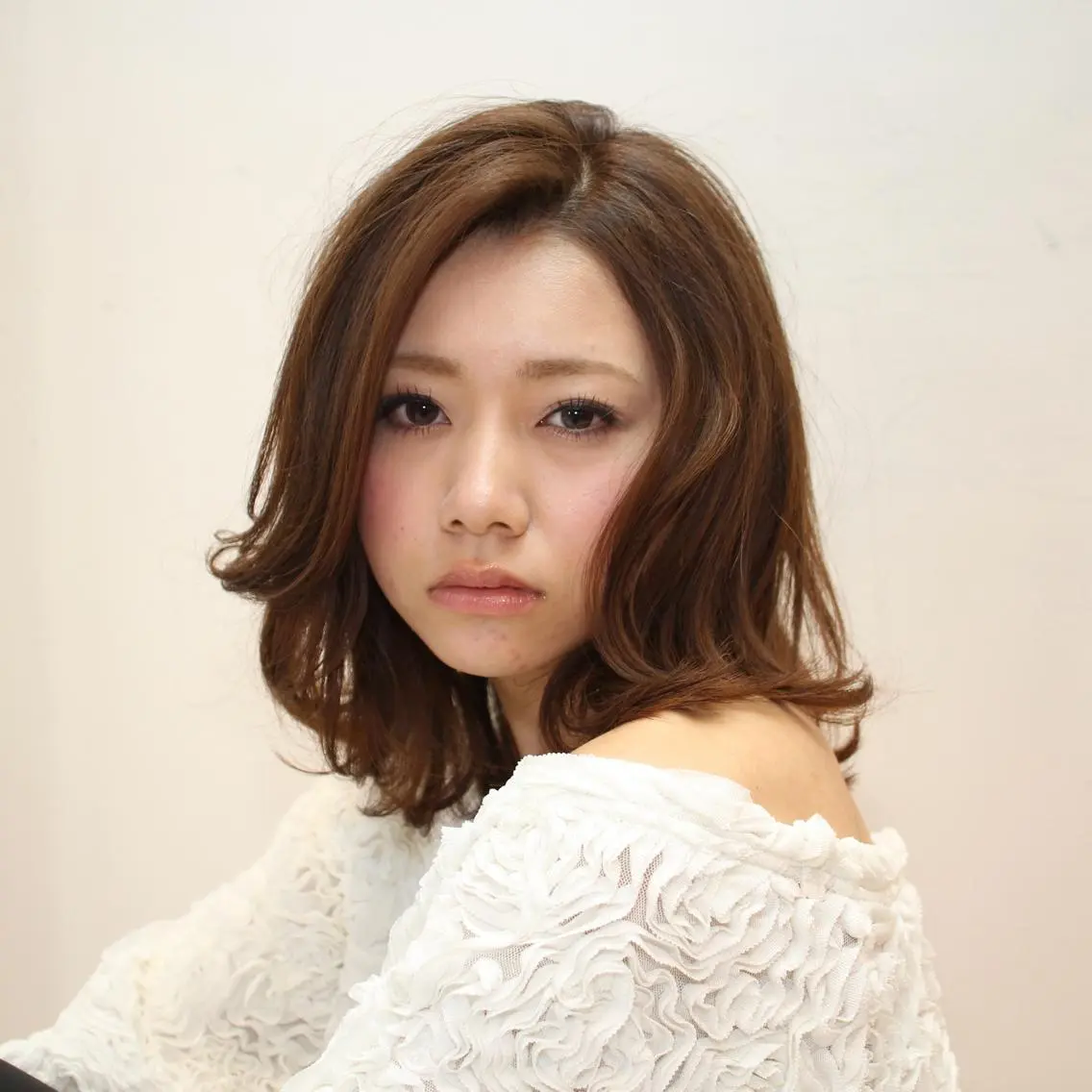 ミディアム ハイライト 髪質改善 小顔カット Endearing 銀座/レイヤーカットのヘアスタイル