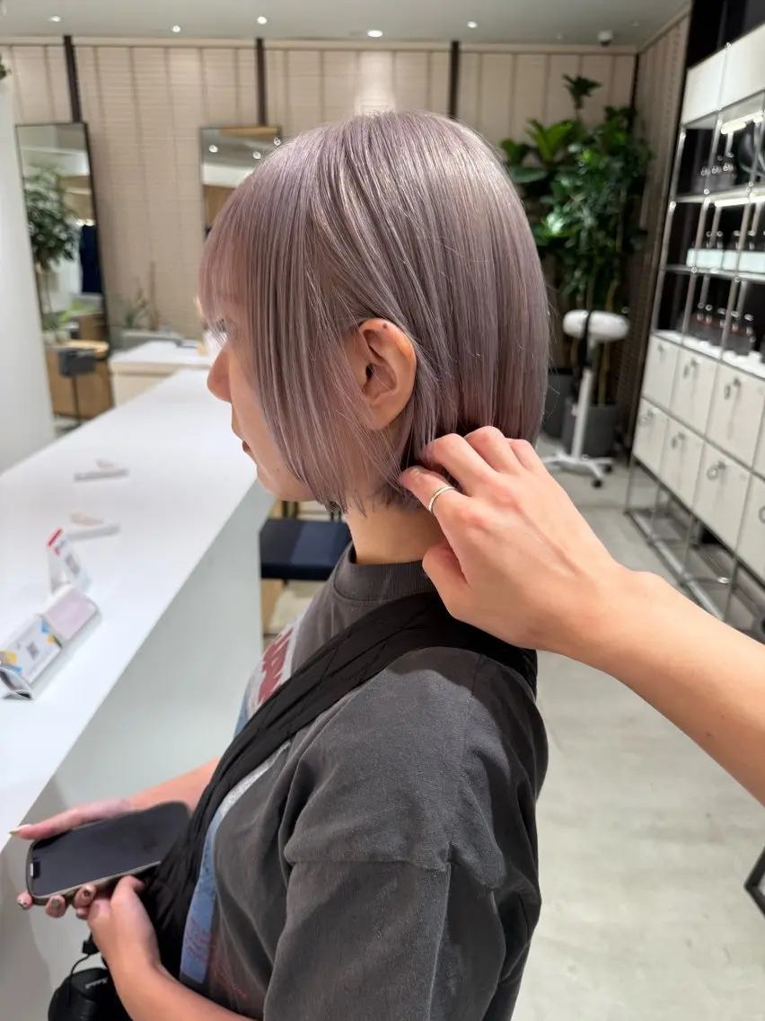 ショート カラー ブリーチ 透明感カラー ダブルカラー グレージュ ラベンダーカラー ヘアカラー トリートメント 髪質改善/似合わせ/ 艶髪🧡田中颯士のヘアスタイル
