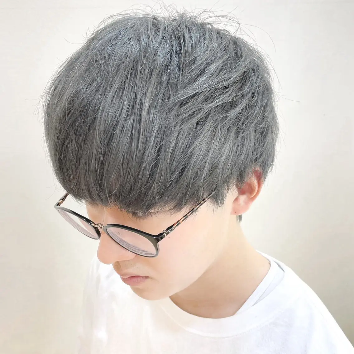 ショート メンズ マッシュ アッシュ デザインカラー/ 推しの配色 肥後のヘアスタイル