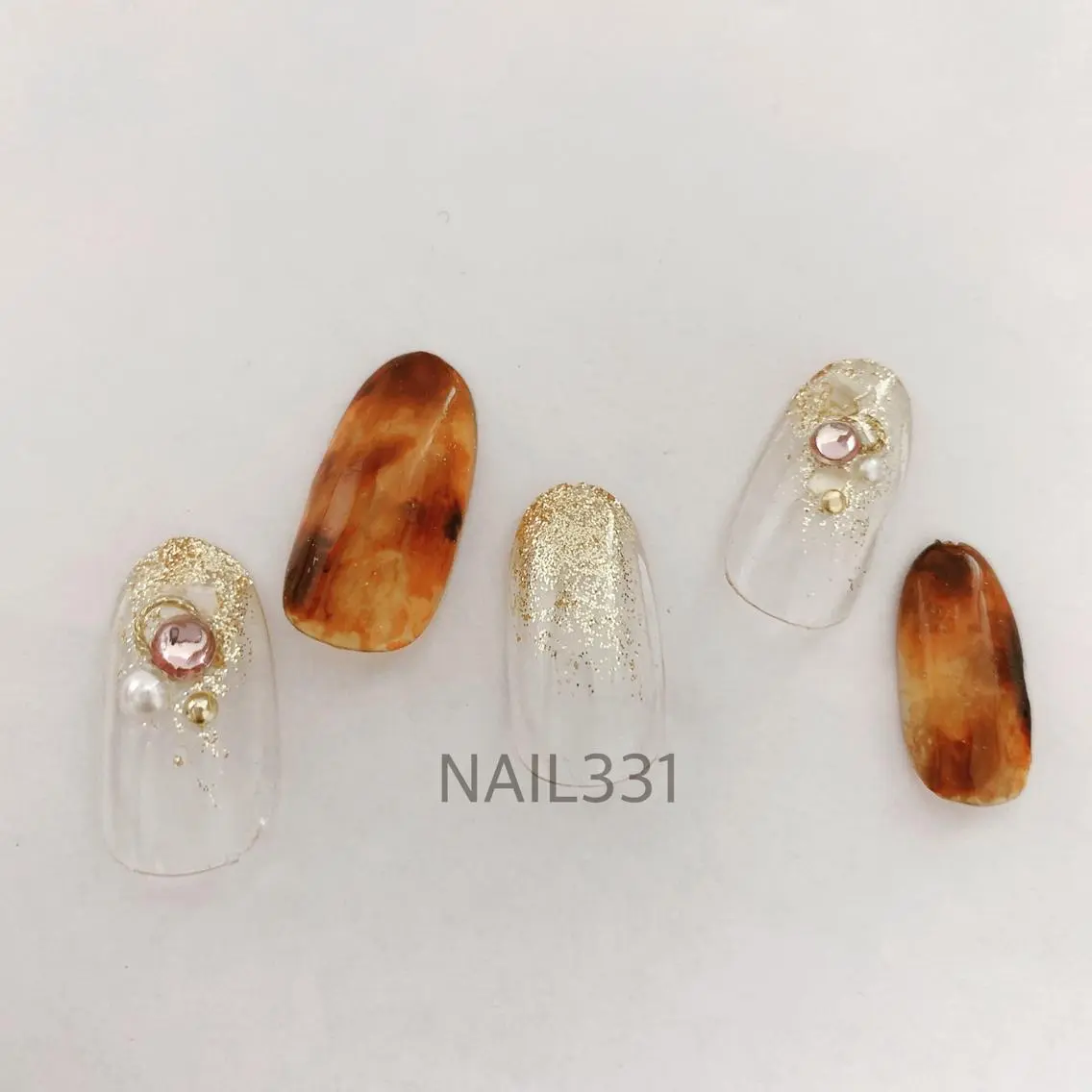 ネイル べっ甲ネイル ラメ(グリッター) Nail 331のネイルデザイン