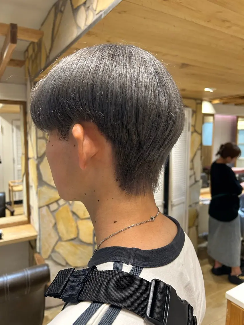 ショート カラー メンズ カット ヘアカラー kawabe maikoのヘアスタイル