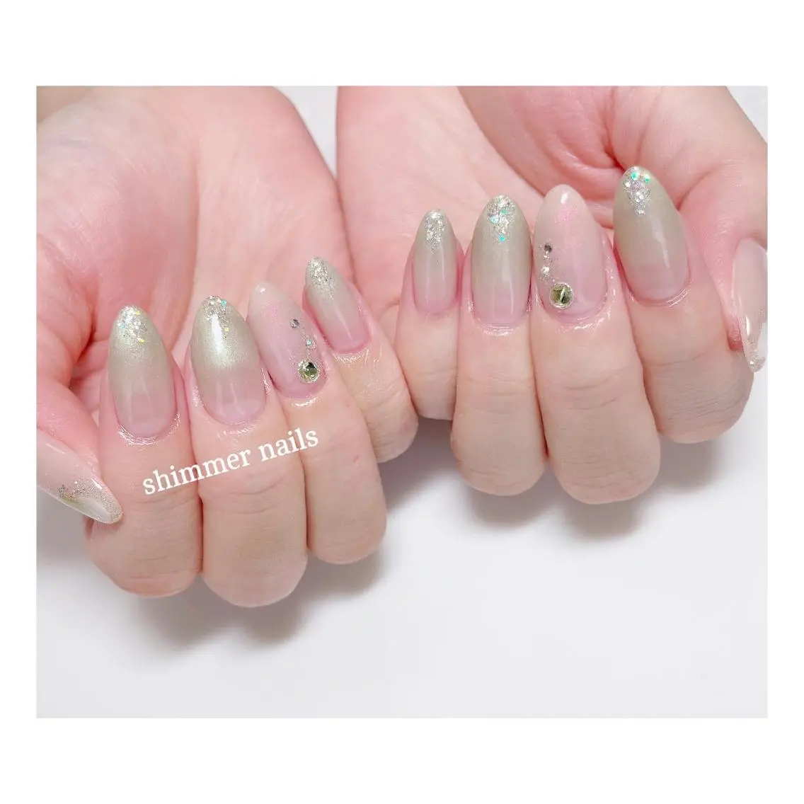ネイル グリーン shimmer nailsのネイルデザイン