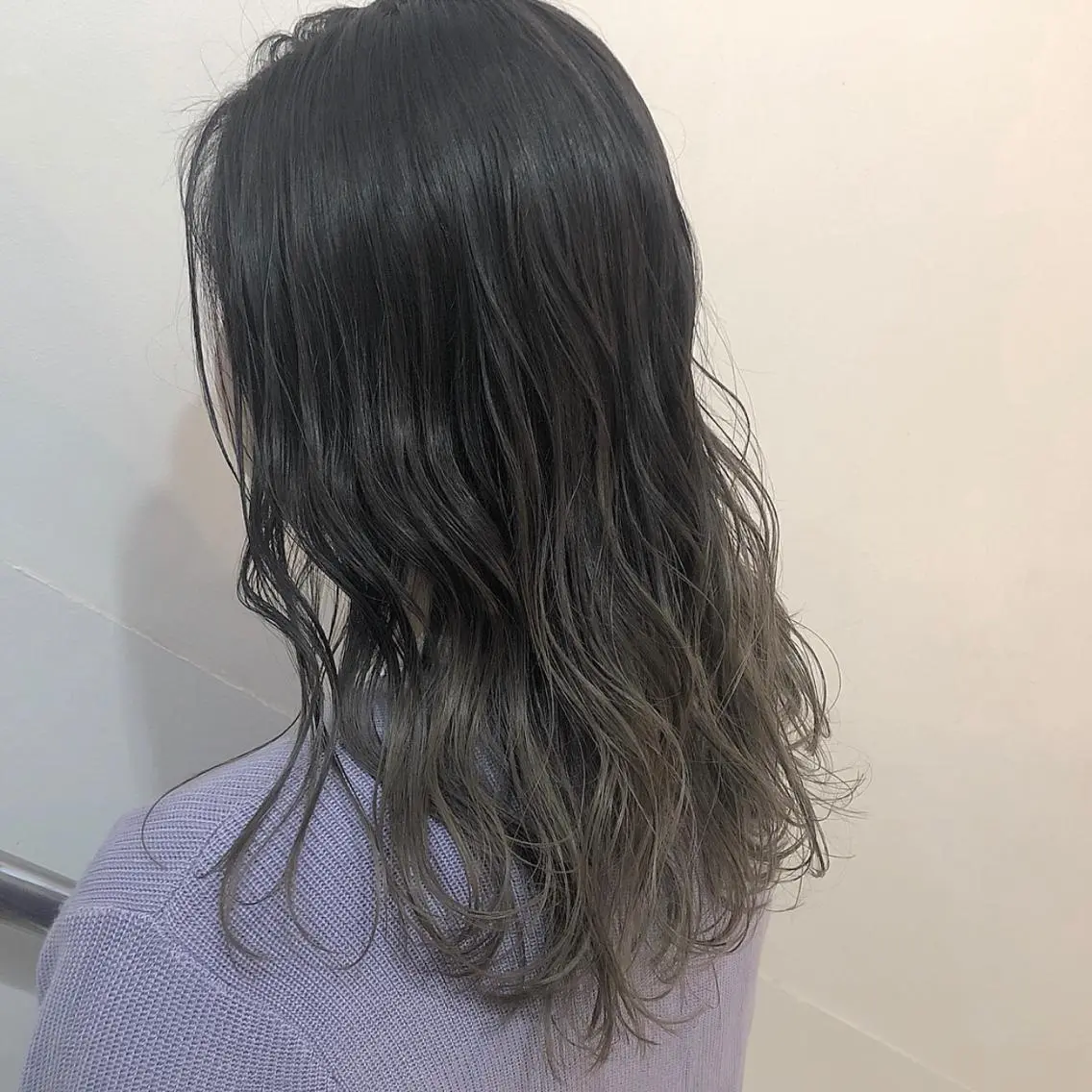 ミディアム CLUTCH天王寺 西藤遥河のヘアスタイル