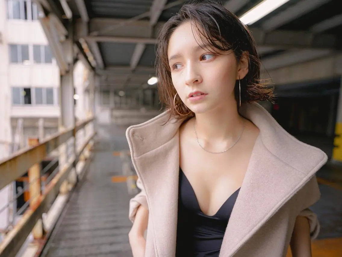 セミロング カラー パーマ ヘアアレンジ アディクシーカラー アッシュ バレイヤージュ ベージュカラー ブリーチ newi grande 横浜店のヘアスタイル