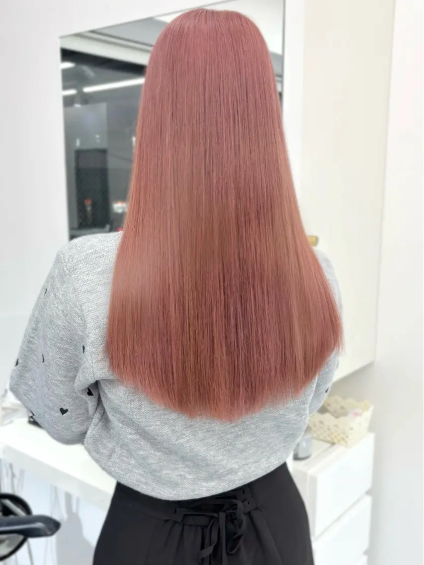 セミロング カラー ベージュカラー ブリーチ ピンクカラー ピンクベージュ カット ヘアカラー トリートメント 盛れる顔周り🤍渋谷 Risa🎀のヘアスタイル