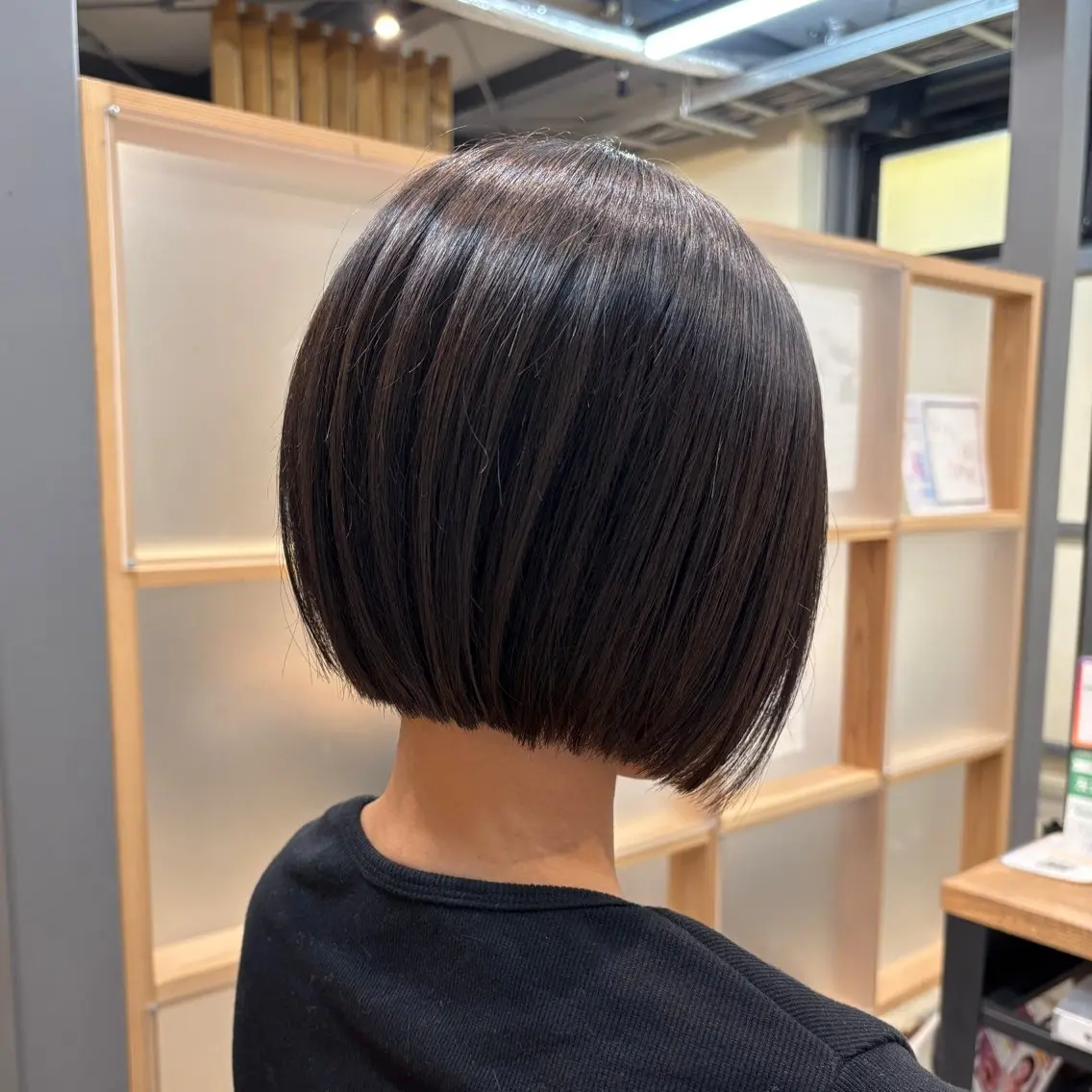 ショート ボブ 髪質改善 カット 縮毛矯正 トリートメント ユウリ YURIのヘアスタイル