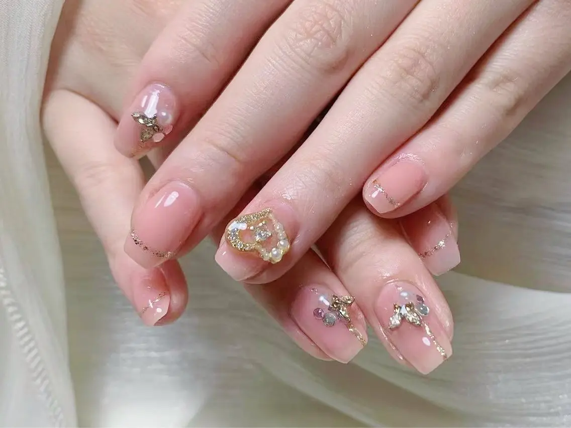 ネイル チークネイル 長さ出し フレンチネイル グラデーション マグネットネイル ハンドネイル ハンドケア 💕Dreamy KIYO💕のネイルデザイン
