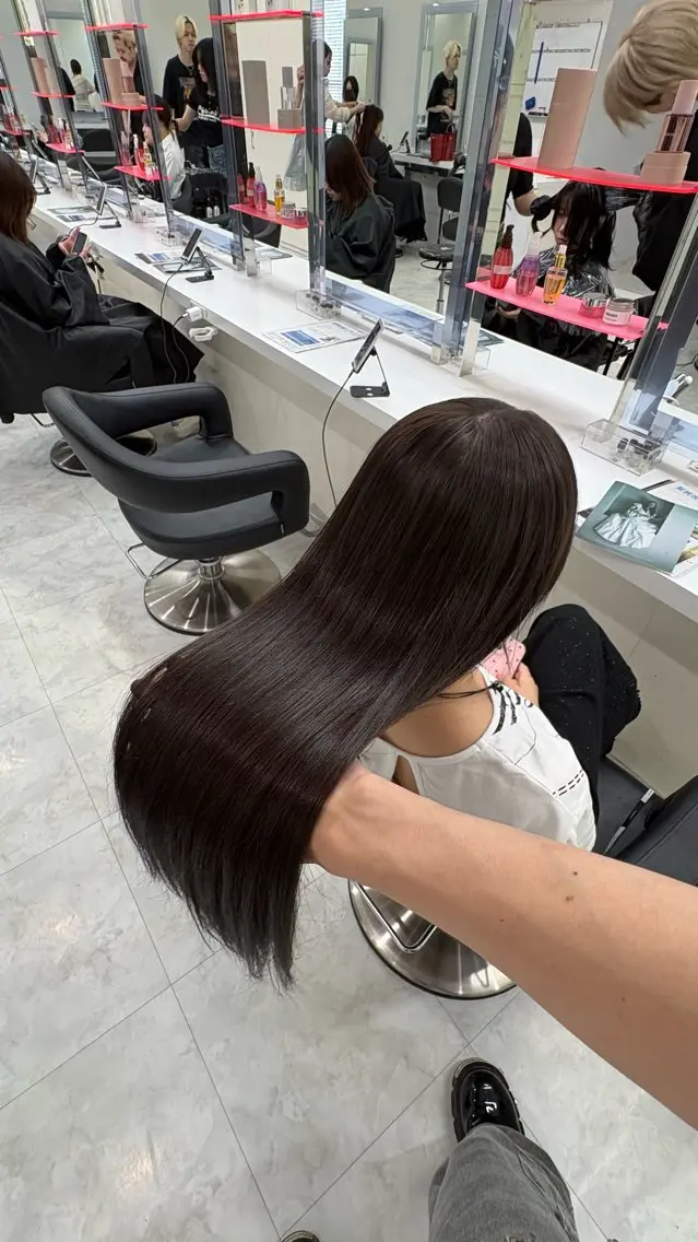 ロング カラー ヘアカラー 野口 楓華のヘアスタイル