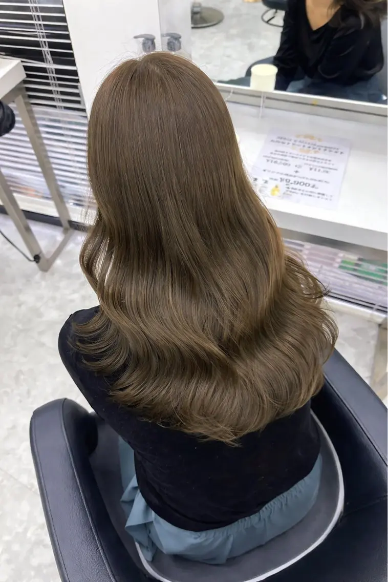 ロング カラー カット ヘアカラー 藍斗│モテ透明感× 顔周りレイヤー🫧のヘアスタイル
