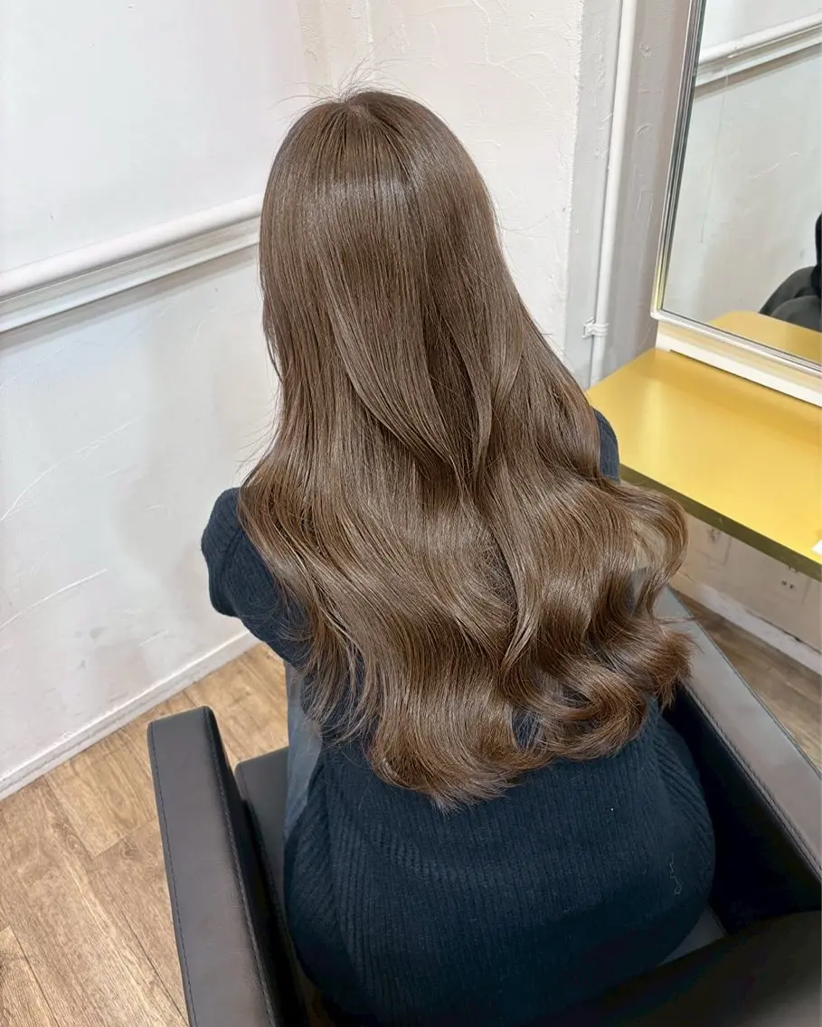 ロング カラー 透明感カラー トリートメント カット ヘアカラー トリートメント 透明感カラー特化/ ベージュ/梅田/英輝のヘアスタイル