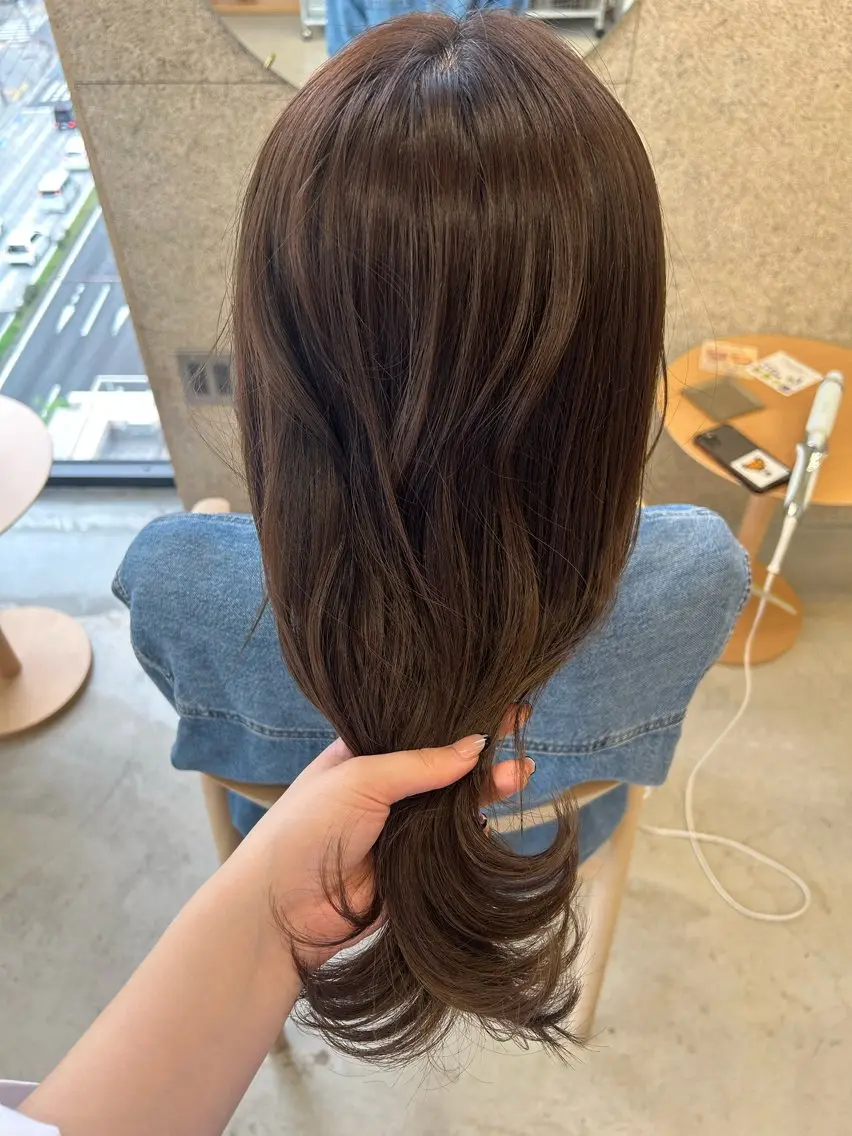 セミロング カラー ヘアカラー トリートメント SiLO Yukinaのヘアスタイル