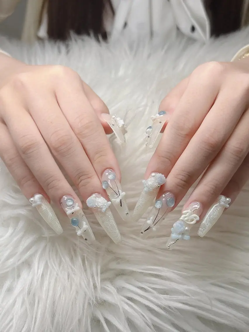 ネイル Lee Nailsのネイルデザイン