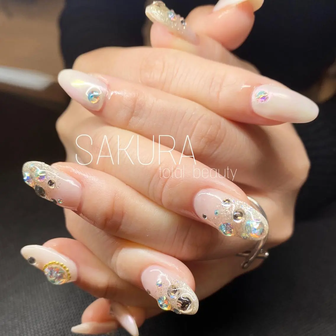 ネイル ハンドネイル フットネイル SAKURA 山野のネイルデザイン