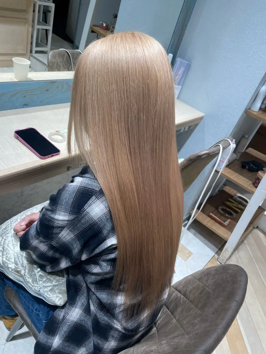 ロング カラー ブリーチ 🥇KEN /レイヤー/カラーのヘアスタイル