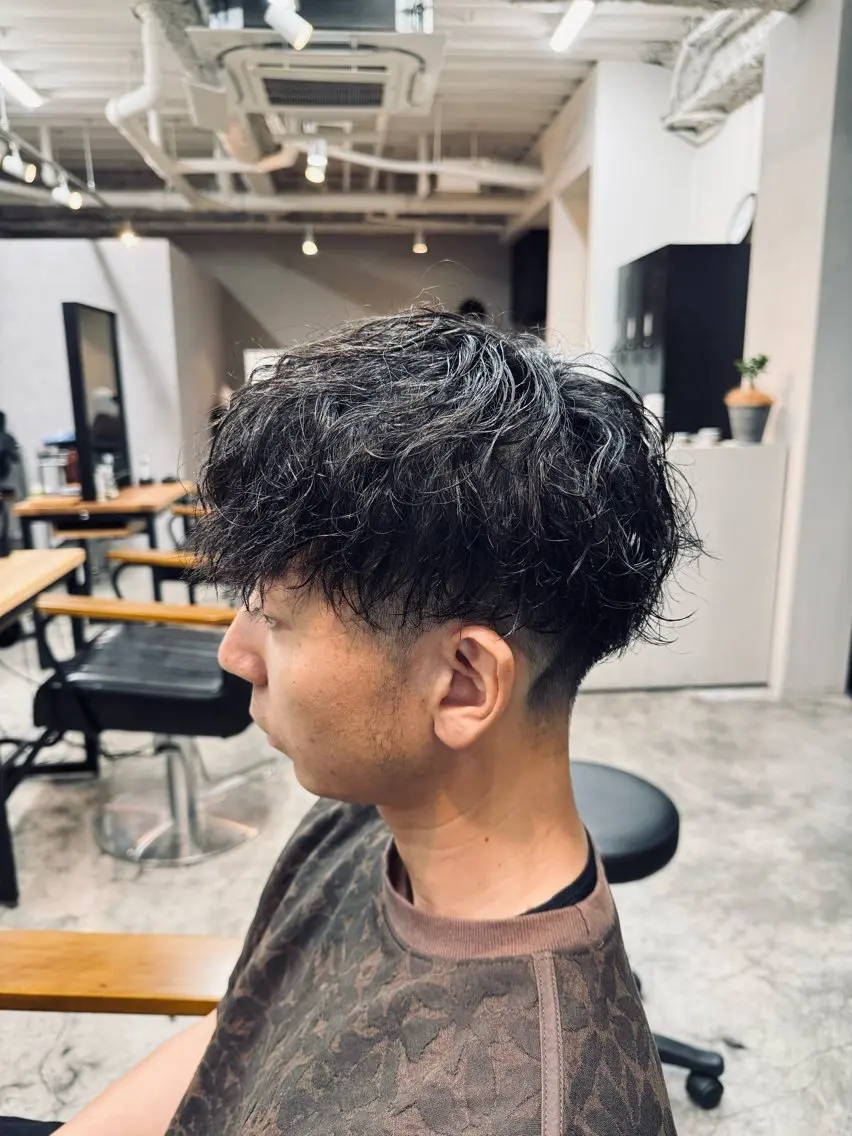 ショート 山下 徹のヘアスタイル