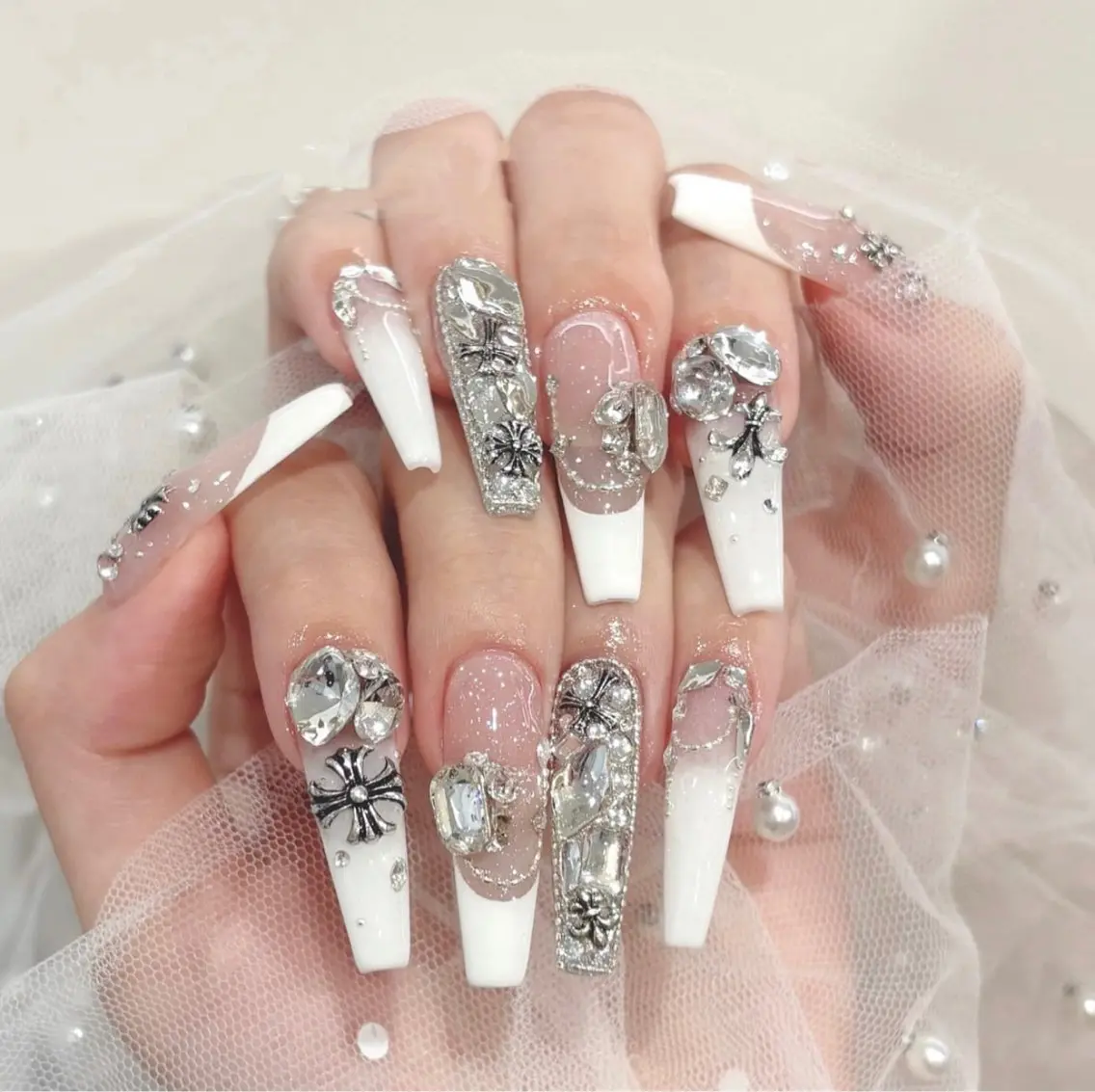 ネイル ハンドネイル Doris Nail Salonのネイルデザイン
