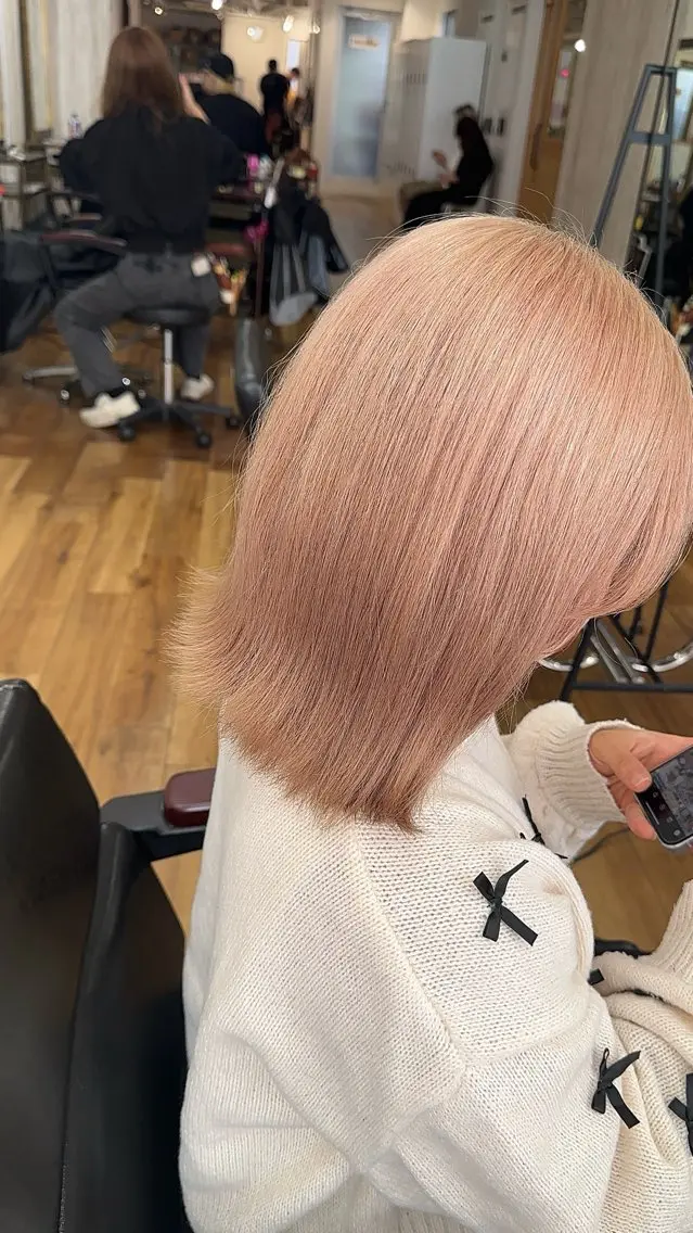 ミディアム ヘアカラー トリートメント ハイトーン髪質改善 家中貴典のヘアスタイル