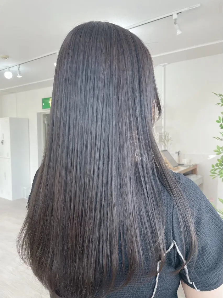 ロング カラー ブラウンカラー ナチュラルブラウン SHOEI／艶カラー /レイヤーカットのヘアスタイル