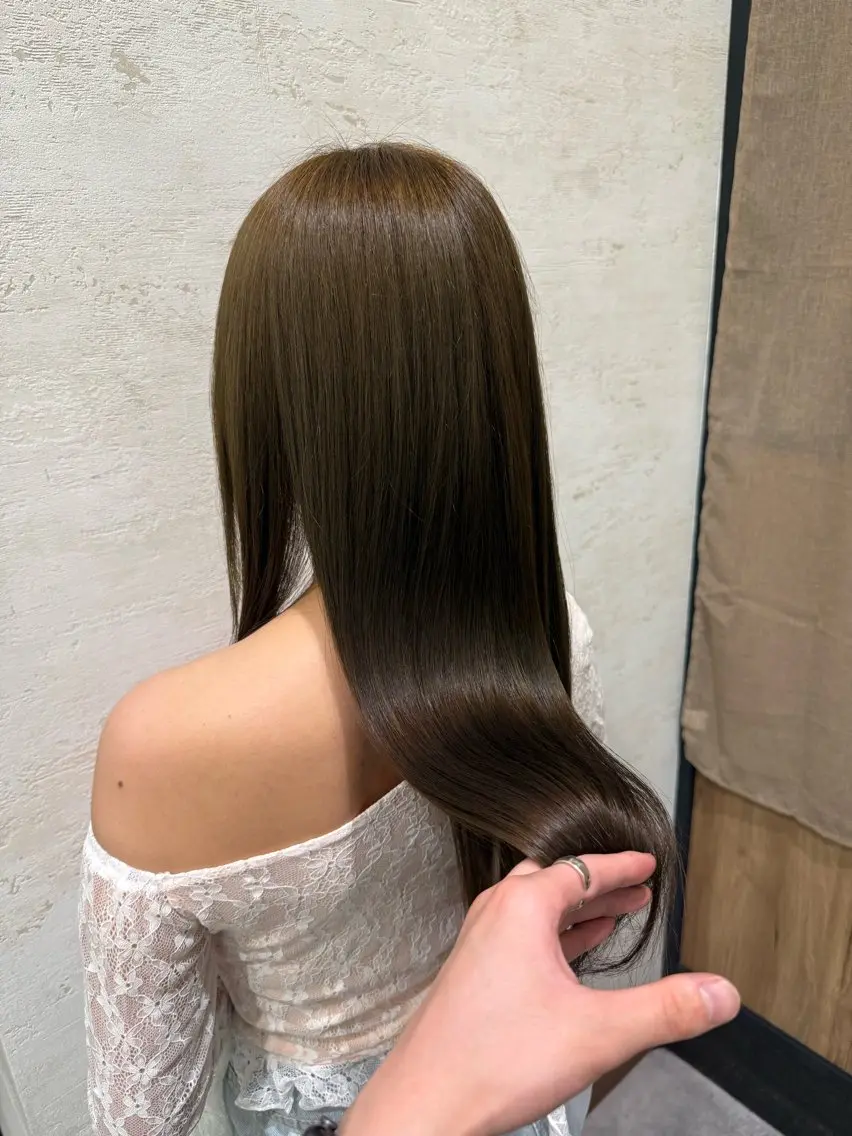 フルカラー＋トリートメント ￥11000→8800の写真