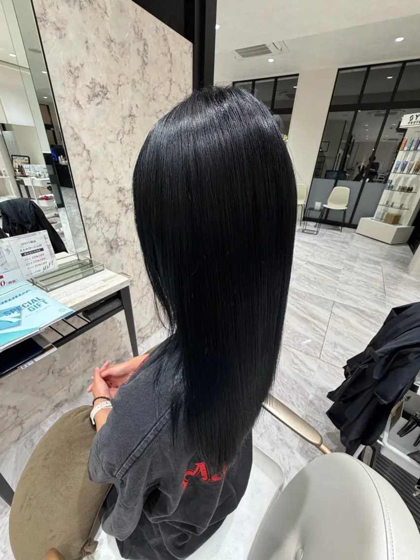 顔周りカットの写真