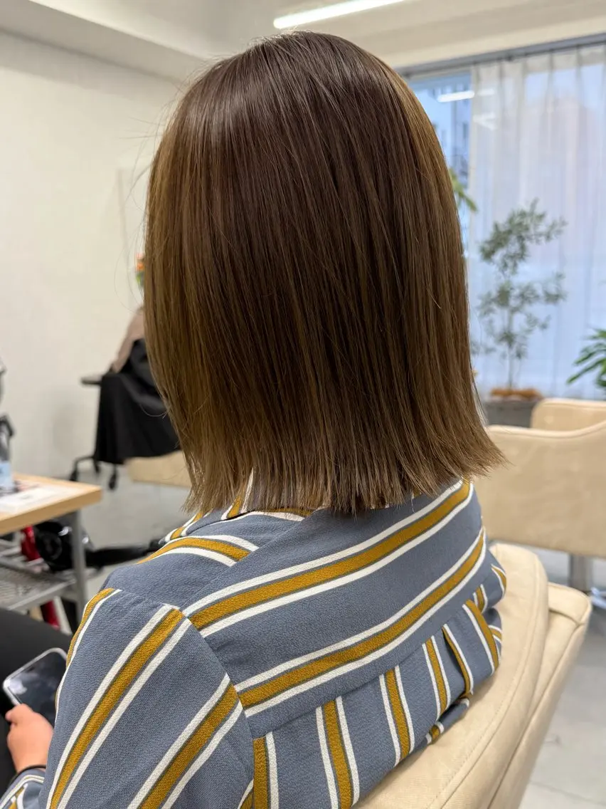 ショート ボブ 豊島 璃奈のヘアスタイル