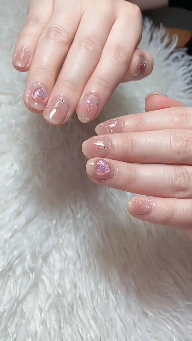 ネイル ハンドネイル n o q r m. n a c h iのネイルデザイン